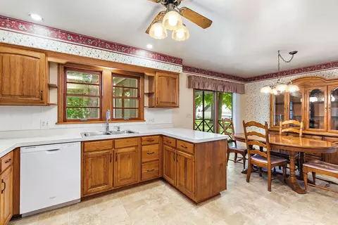 Kitchen - 3908 Oak Ave, Mchenry, IL 60050 photo 2 of 3