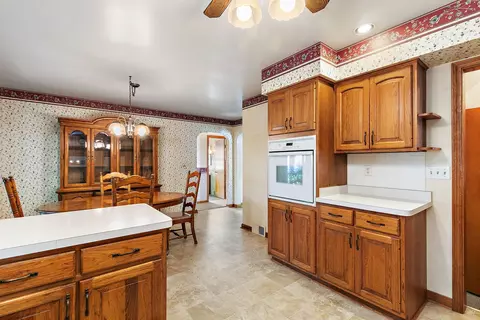 Kitchen - 3908 Oak Ave, Mchenry, IL 60050 photo 3 of 3
