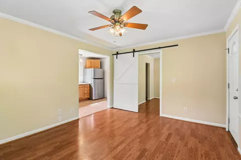 Living - 79 Eagle Point Rd, Fox Lake, IL 60020 photo 4 of 4