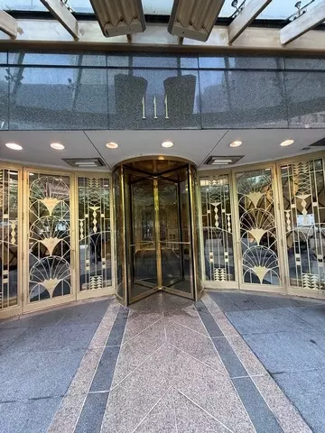 111 E Chestnut St #2A-6, Chicago, IL 60611