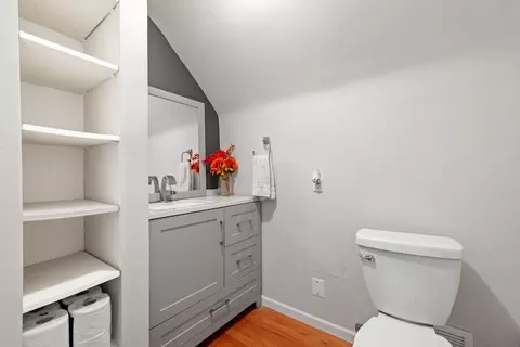Bath - 8422 W 45th St, Lyons, IL 60534 photo 3 of 3