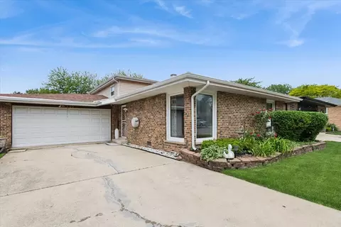 15622 Madison Ave, Dolton, IL 60419