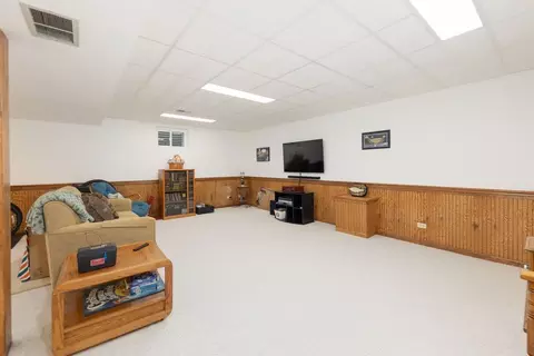 2413 Putnam Dr, Naperville, IL 60565 photo 32