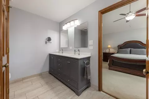2413 Putnam Dr, Naperville, IL 60565 photo 19