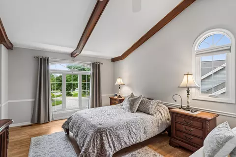 Bedroom - 687 Rose Ln, Bartlett, IL 60103 photo 3 of 4