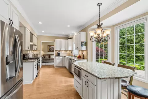 Kitchen - 687 Rose Ln, Bartlett, IL 60103 photo 2 of 2