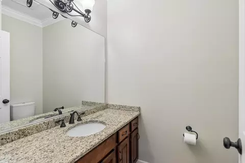 Bath - 687 Rose Ln, Bartlett, IL 60103 photo 1 of 4