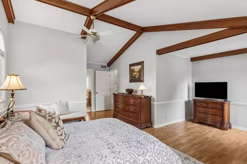 Bedroom - 687 Rose Ln, Bartlett, IL 60103 photo 4 of 4
