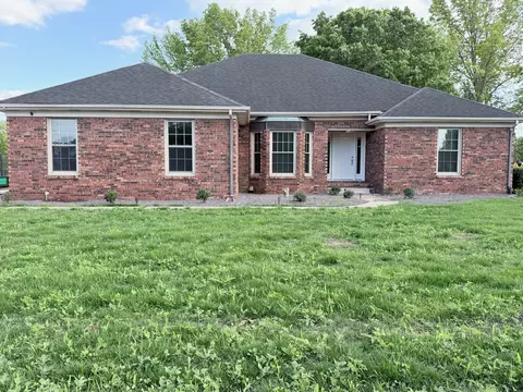 4 Sebring Rd, Springfield, IL 62707