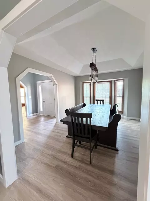 Dining - 4 Sebring Rd, Springfield, IL 62707 photo 1 of 1