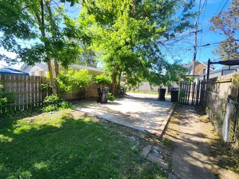 Exterior - 448 E 88th St, Chicago, IL 60619 photo 3 of 4