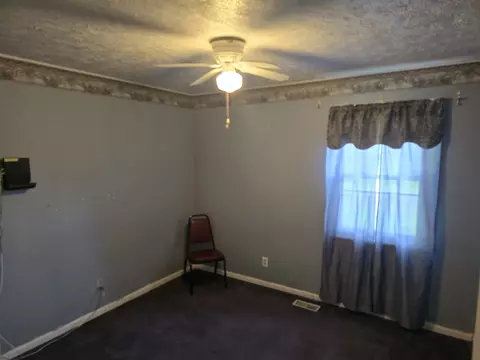 800 E Main St, Danvers, IL 61732 photo 8