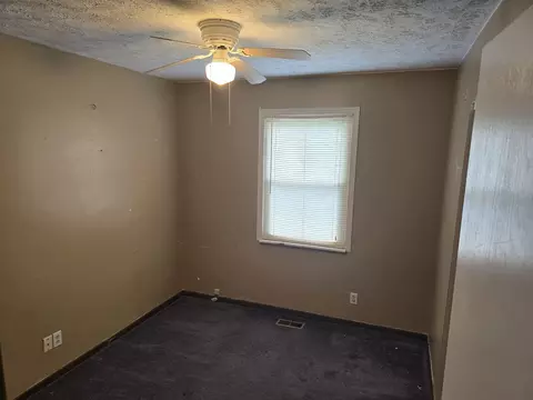 800 E Main St, Danvers, IL 61732 photo 6
