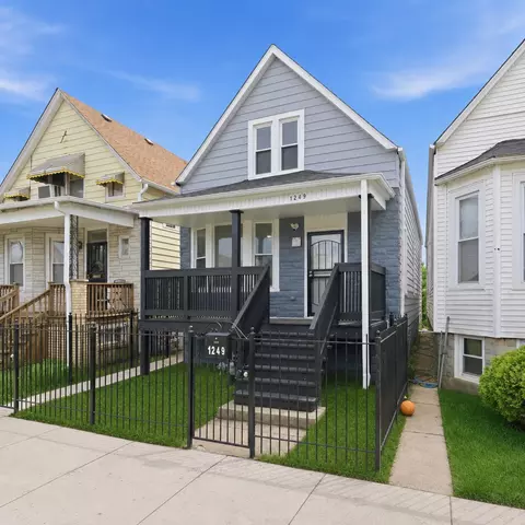 1249 W 73rd Pl, Chicago, IL 60636