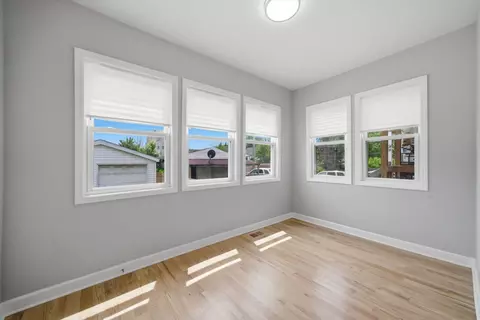 Entry Way - 1249 W 73rd Pl, Chicago, IL 60636 photo 1 of 2