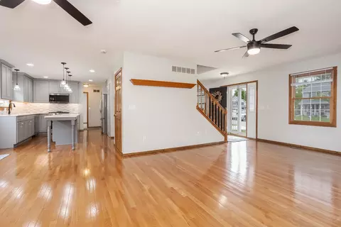 Living - 814 Landau Ln, Normal, IL 61761 photo 5 of 8