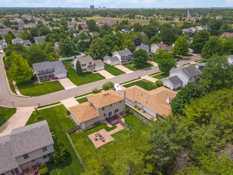 View/Area - 814 Landau Ln, Normal, IL 61761 photo 6 of 7