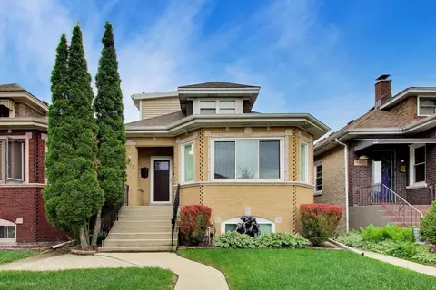 7937 W Elmgrove Dr, Elmwood Park, IL 60707