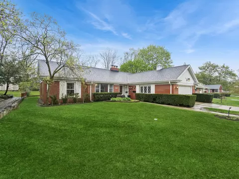 410 Flossmoor Ave, Waukegan, IL 60085