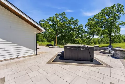 Exterior - 36 W461 Binnie Rd, Dundee, IL 60118 photo 5 of 9