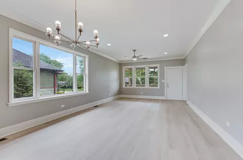 Living - 3732 214th St, Matteson, IL 60443 photo 2 of 4