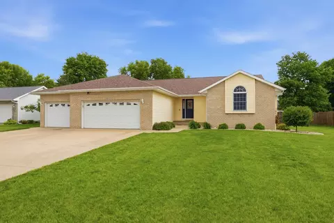 1629 Golfview Ct, Erie, IL 61250