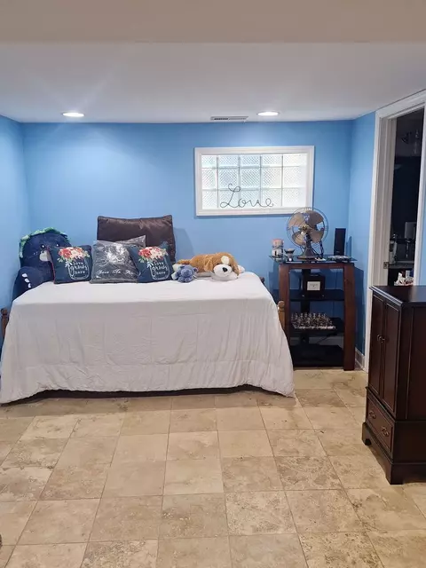 Bedroom - Undisclosed, Chicago, IL 60628 photo 3 of 3