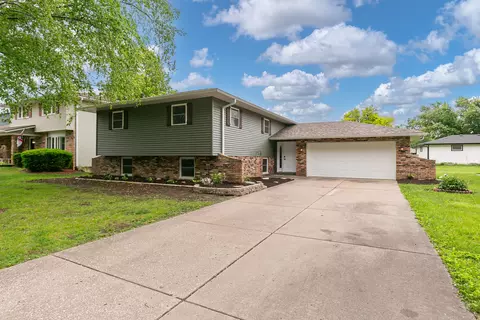 2127 W George Washington Blvd, Davenport, IA 52804