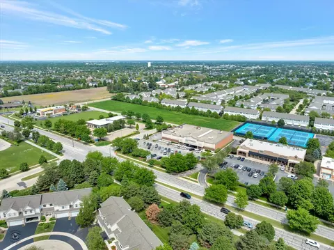 2280 S Eola Rd, Aurora, IL 60503 photo 6