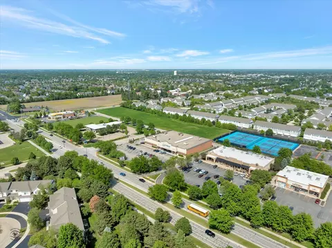 2280 S Eola Rd, Aurora, IL 60503 photo 12