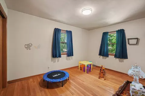 Bedroom - 1910 Augusta Dr, Champaign, IL 61821 photo 2 of 7