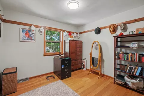 Bedroom - 1910 Augusta Dr, Champaign, IL 61821 photo 4 of 7