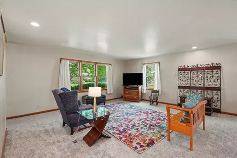 Living - 1910 Augusta Dr, Champaign, IL 61821 photo 2 of 6
