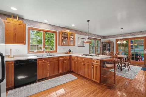 Kitchen - 1910 Augusta Dr, Champaign, IL 61821 photo 3 of 6