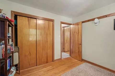 Bedroom - 1910 Augusta Dr, Champaign, IL 61821 photo 5 of 7