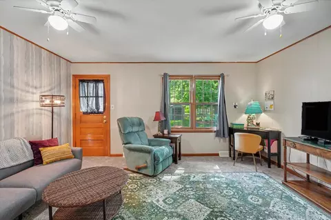 Living - 1910 Augusta Dr, Champaign, IL 61821 photo 6 of 6