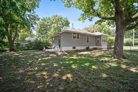 Exterior - 803 Osage St, Normal, IL 61761 photo 4 of 6