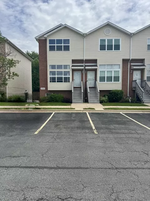 12321 Meadow Ln #1, Blue Island, IL 60406
