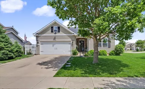 3802 Sandstone Dr, Champaign, IL 61822