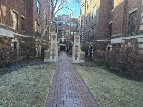 410 Ridge Ave #23-2, Evanston, IL 60202