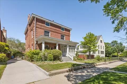6910 S Euclid Ave, Chicago, IL 60649