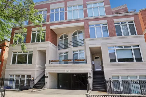2919 N Burling St #A, Chicago, IL 60657