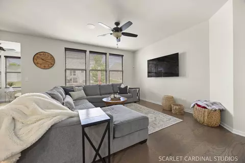 Living - 2231 Lundquist Dr, Aurora, IL 60503 photo 1 of 2