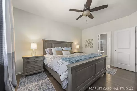 Bedroom - 2231 Lundquist Dr, Aurora, IL 60503 photo 2 of 3