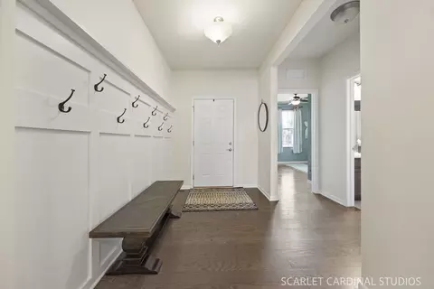 Entry Way - 2231 Lundquist Dr, Aurora, IL 60503 photo 1 of 2