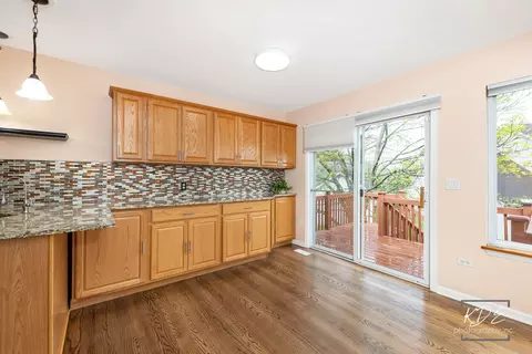Kitchen - 21302 W Monterrey Dr, Plainfield, IL 60544 photo 6 of 7