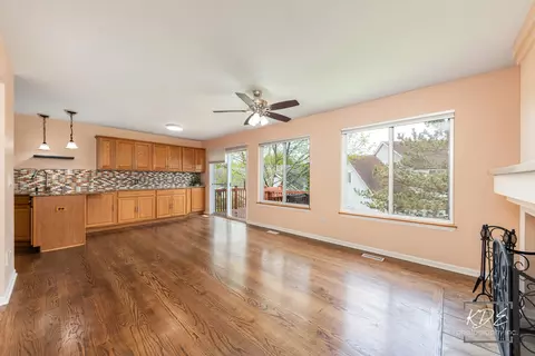 Living - 21302 W Monterrey Dr, Plainfield, IL 60544 photo 6 of 10