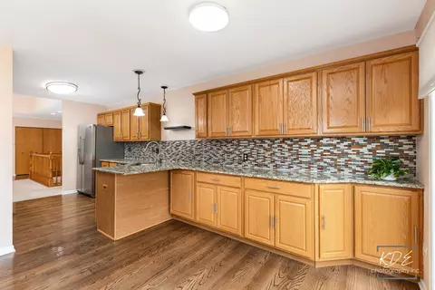 Kitchen - 21302 W Monterrey Dr, Plainfield, IL 60544 photo 5 of 7