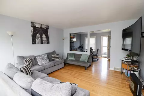 Living - 414 E 91st Pl, Chicago, IL 60619 photo 3 of 3