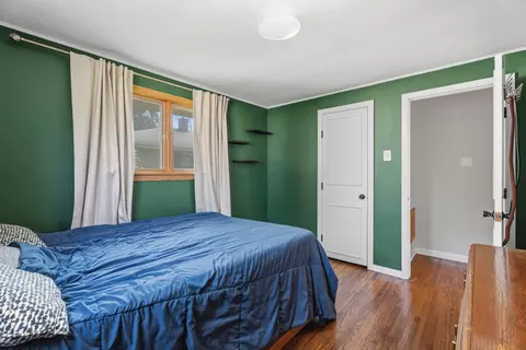 Bedroom - 626 E Division St, Lockport, IL 60441 photo 2 of 3
